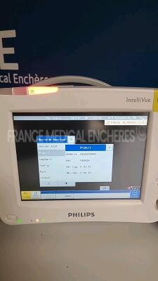 Lot of 3 x Philips Patient Monitors IntelliVue MP30 -YOM 2006/2007/2007 - S/W 01.31/00.58/00.59 (All power up) *DE62233340/DE62225855/DE6223332 - 4