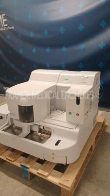 Sysmex Automated Blood Coagulation Analyzer CS-2100 - YOM 2015 - missing Workstation (Powers up) *22935* - 2