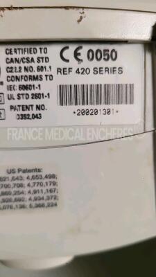 Lot of 5 x Welch Allyn Vital Signs Monitors 420 Series- only 4 power supplies including 2 x english plugs (All power up) *200602425/200201321/200701846/200201381/200701858* - 6