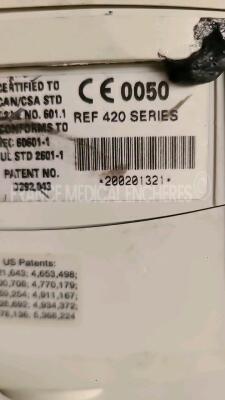 Lot of 5 x Welch Allyn Vital Signs Monitors 420 Series- only 4 power supplies including 2 x english plugs (All power up) *200602425/200201321/200701846/200201381/200701858* - 7