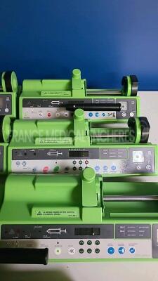 Lot of 7 x Fresenius Syringe Pumps Pilote IEC (All power up) *17616492/17616582/18308467/15872695/17616486/17616484/16746740* - 3