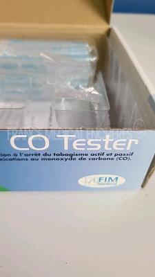 Lot of 1x Nellcor Pulse Oxymeter N-550 and 4 x Kitett Breast Pumps Kfisio and 2 x FIM Medical CO Tester Tabataba untested and 2 x Siemens Urine Analyzers Clinitek 50 and 1 x Philips Holter 3100A Digitrak-Plus 24 untested and 1x FIM Medical CO Tester unt - 6