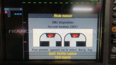 Medtronic Physio-Control Monitor/Defibrillator LIFEPAK 15 - YOM 2011 - S/W 3207410-008 - User Test Passed - Options - Pacer, CO2, SPO2, NIBP, ECG, Auxiliary Power and Printer - w/ Paddles and 2 x Physio-Control Li-ion Rechargeable Batteries and 1 x Carry - 8