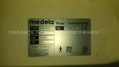 Lot of 2 x Medela Phototherapy Systems BilliBed (Both Power Up - G-Type Plugs - See Pictures) *1104970/1063067* - 6