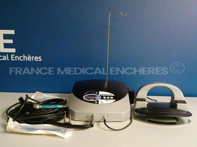 Anspach System Console SC2101 with Irrigation for neurosurgery and spinal procedures - YOM 2014 - w/ 1 x Anspach Handpiece eMax2 Plus and 1 x Single Footswitch E-FP (Powers up) *G49308611205/H05308883402*