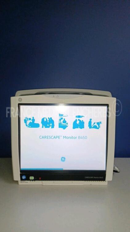 GE Patient Monitor Carescape B450 - YOM 2015 - S/W 2.0 - w/ 1 x GE Battery - YOM 2015 and 1 x GE Patient Data Module - YOM 2015 - Options ECG/Temp/DC/P1/P3/P2/P4/SPO2/PNI (Powers up - French Language - See Pictures) *SA315154728GA/SJA15170073HA*