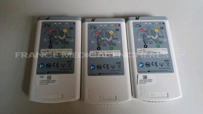 Lot of 1 x GE Central Station Carescape MAI700 - YOM 2017 - French Language (Powers up) and 1 x GE Telemetry Server Carescape MP100R - YOM 2012 (Powers up) and 3 x GE Telemetry Transmitters T4 - YOM 2021 (All power up) *SKN17190064SA/SEE12420158GA/SFY2106 - 4