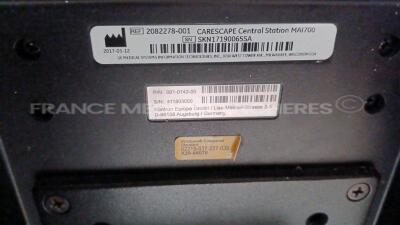 Lot of 1 x GE Central Station Carescape MAI700 - YOM 2017 - French Language (Powers up) and 1 x GE Telemetry Server Carescape MP100R - YOM 2015 (Powers up) and 3 x GE Telemetry Transmitters T4 - YOM 2022 (All power up) *SKN17190065SA/SEE15193280GA/SFY2236 - 7