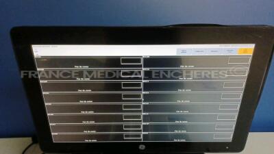 Lot of 1 x GE Central Station Carescape MAI700 - YOM 2017 - French Language (Powers up - Damaged - See Pictures) and 1 x GE Telemetry Server Carescape MP100R - YOM 2015 (Powers up) and 5 x GE Telemetry Transmitters T4 - YOM 2010/2013/2015 (All power up) * - 2