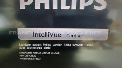 Lot of 2 x Philips Patient Monitors Intellivue Cardiac MP50 - YOM 2010 - S/W K.21.42 - French Language - w/ 2 x Philips Modules M3001A - YOM 2010 (Both powers up - Light Scratches - See Pictures) *DE82078355/DE82078333/DE907V8692/DE907V8697* - 8