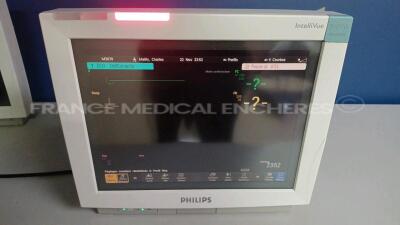 Lot of 5 x Philips Patient Monitors IntelliVue Neonatal MP70 - YOM 2009 - S/W L.01.22 - w/ 5 x Philips Modules M3001A - YOM/Refurbished YOM 2008/2009 (Powers up) *DE717P0034/DE84391729/DE907T8732/DE84391783/DE907T8555/DE84391788/DE907T8703/DE84392667/DE90 - 13