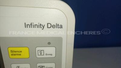 Drager Patient Monitor Infinity Delta - YOM 2006 - S/W VF9.1-W - French Language (Powers up - See Damages - See Pictures) *5396631162* - 6