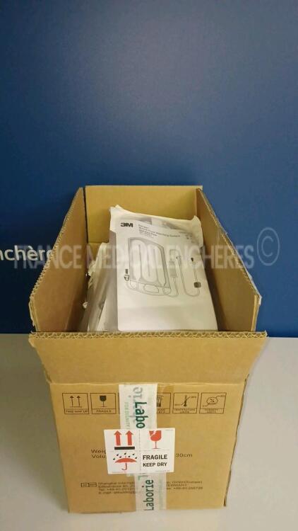 Lot of 29 x 3M Blood/Fluid Warming System Ranger 24200 - YOM 2019 - Standard Flow - w/ Injection Port (Sealed - Unused - See Pictures)