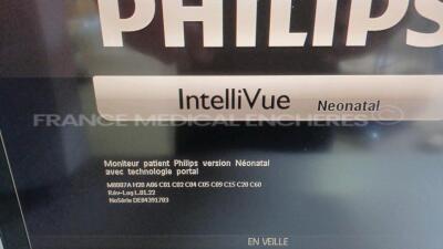 Lot of 5 x Philips Patient Monitors IntelliVue Neonatal MP70 - YOM 10/2009 - S/W L.01.22 - w/ 5 x Philips Modules M3001A - YOM/Refurbished YOM 10/2009 (Powers up) *DE84391734/DE907T8662/DE84391777/DE907T8723/DE84391703/DE907T8528/DE84391705/DE717N3314/DE8 - 14