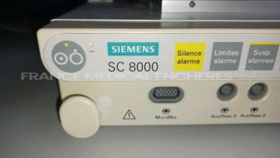 Lot of 4 x Siemens Patient Monitoring Base Systems SC 8000 - YOM 2003 - S/W VF4.3-W - w/ 3 x Acer Monitors AL1717 F - YOM 2007 (All power up - Missing monitor for one unit - French Language - See Pictures) *5493195752/5493197750/5493195253/5493195155* - 5