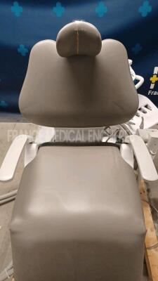 Belmont Dental Chair Clesta 2 - YOM 2012 with handpieces MiniMate and 2x Bien MX - deinstalled in 2023 declared functional by the seller - 6