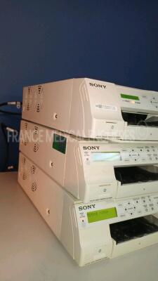 Lot of 1 x Sony Digital Color Printer UP-D25MD - YOM 2020 and 2 x Sony Color Video Printer UP-25MD - YOM 2011/2012 (All power up) *145001/703380/710399* - 3