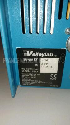 Valleylab Electrosurgical Unit/Electrosurgical Generator Force FX - 8A (Powers up) *F9F9821A* - 6