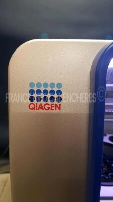 Qiagen DNA Extractor Qiacube Connect - S/W 1.1.0 (Powers up) *1327* - 7