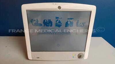 GE Patient Monitor Carescape B650 - YOM 2012/12 - w/ 1 x GE Module E-PSMP-01 - YOM 2012/12 (Powers up - French Language - Slight scratches on display screen - See Pictures) *SEW12504785HA/6931160*