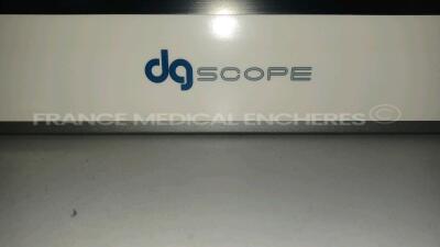 GE Digital Negatoscope DGSCOPE-A19 (Powers up - See Pictures - Power supply test passed) *CA07101044* - 4