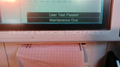 Medtronic/Physio-Control Defibrillator/Monitor Lifepak 12 - YOM 2005 - S/W 3011371-134 - User Test Passed - Multilingual Device - Missing Paddles - w/ 1 x ECG Leads and 1 x SPO2 Sensors and 1 x Cuff (Powers up - Slight Scratches - Batteries not included - - 7