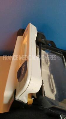 Medtronic/Physio-Control Defibrillator/Monitor Lifepak 12 - YOM 2005 - S/W 3011371-134 - User Test Passed - Multilingual Device - Missing Paddles - w/ 1 x ECG Leads and 1 x SPO2 Sensors and 1 x Cuff (Powers up - Slight Scratches - Batteries not included - - 14