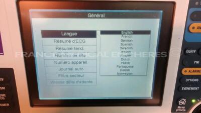 Medtronic/Physio-Control Defibrillator/Monitor Lifepak 12 - YOM 2008 - S/W 3011371-134 - User Test Passed - Multilingual Device - Missing Paddles - w/ 1 x ECG Leads and 1 x SPO2 Sensors (Powers up - Slight Scratches - Batteries not included - See Pictures - 5