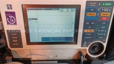 Medtronic/Physio-Control Defibrillator/Monitor Lifepak 12 - YOM 2008 - S/W 3011371-134 - User Test Passed - Multilingual Device - Missing Paddles - w/ 1 x ECG Leads and 1 x SPO2 Sensors (Powers up - Slight Scratches - Batteries not included - See Pictures - 7