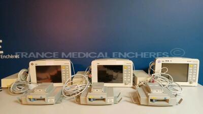 Lot of 3 x Drager Patient Monitors Infinity Delta - YOM 2009 - S/W VF8.2-W - w/ 3 x Drager Infinity Docking Stations - YOM 2009/2017/2018 and 3 x SPO2 Sensors (All power up - French Language - See Pictures) *6105421180/6001580374/6001516079/5469652357/600