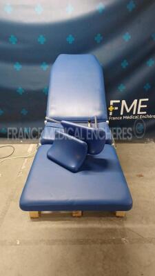 Medifa Gynecology Examination Chair 400330 (Powers up) *7835*