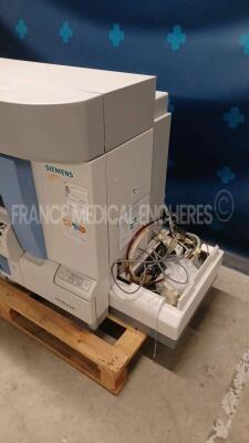 Siemens Hematology Analyzer Advia 2710i -YOM 2013 (Powers up) *IR115218833* INV LOC181106 - 7