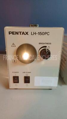 Lot of 2 x Pentax Light Source LH-150PC - YOM 2013 and 1 x Karl Storz Light Source D-7200 (All power up) *15444/EB042445/EB042447* - 3