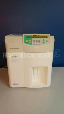 Horiba Medical Hematology Analyzer ABX Micros 60 OS - YOM 2014 - S/W 1.7.4 (Powers up - French Language - See Pictures) *411OS94519*