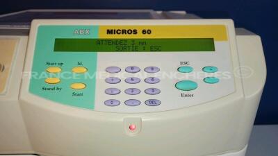 Horiba Medical Hematology Analyzer ABX Micros 60 OS - YOM 2015 - S/W 1.7.4 (Powers up - French Language - See Pictures) *401OS93759* - 5