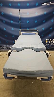 Merivaara Birthing Bed Optima - tested and functional with remote control (Powers up)