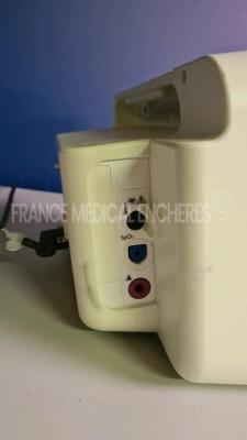 Philips Patient Monitor EarlyVue VS30 YOM 2020 (Powers Up) Missing Recorder *CN80600798* - 2