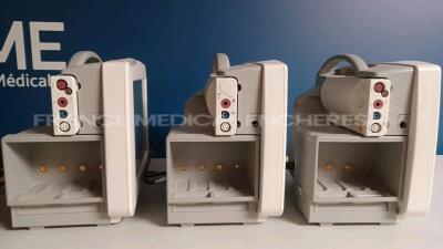 Lot of 3 x Philips Patient Monitors Intellivue Anesthesia MP50 - YOM 2006 - S/W D.00.58 - French Language - w/ 3 x Philips Modules M3001A - YOM 2011 / 2006 (All power up) *DE44032139/DE44032096/DE44032085* - 5