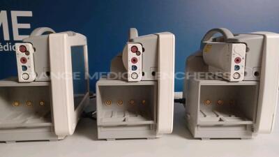 Lot of 2 x Philips Patient Monitors Intellivue Anesthesia MP50 - YOM 2006 - S/W D.00.58 - French Language - w/ 2 x Philips Modules M3001A - YOM 2012 / 2010 and 1 x Philips Patient Monitors Intellivue Neonatal - YOM 2006 - S/W D.00.60 - French Language - - 5