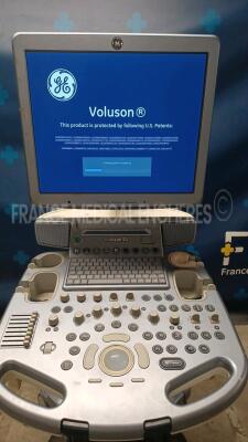 GE Ultrasound Voluson S6 BT15 - YOM 2015 - S/W 15.0.1 - Options - DICOM - IOTA LR2 - BT Activation (Powers up) *294129SU9* - 5