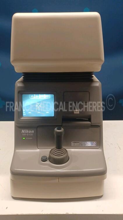 Nikon Auto Refractometer NR-5100 (Powers up) *64184*