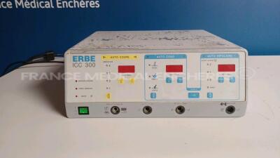 ERBE Electrosurgical Unit ICC 300 without Footswitch - Cosmectic Damage (Powers up - See Picture) *B-1041*