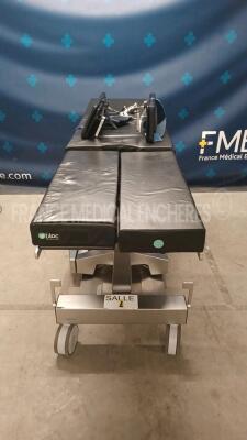 Maquet Operating Table Betamaquet w/ Remote Control (Powers up)