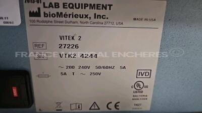 Biomerieux Microbiological Analyzer Vitek 2 YOM 2015 (Powers up) *VTK4044* - 6