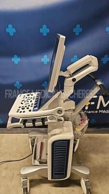 GE Ultrasound Vivid S60N - YOM 11/2018 - S/W 202 - Options contrast VG - view X - AFI - 2D auto EF - tissue tracking -w/ 3Sc-RS Probe YOM 12/2022 (Powers up) *1198032WX3/200880S60N* - 3