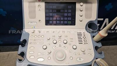 Toshiba Ultrasound Xario SSA-660A - YOM 02/2013 - w/ PVT-681MV probe YOM 2011 - PVT-674BT probe YOM 12/2915 - Sony digital graphic printer UP-D897 (damaged see picture) *LGM1326630/99A15Z62744/B1542870* - 4