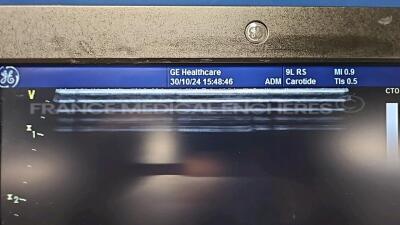 GE Ultrasound Vivid S6 - YOM 03/2014 - S/W 12.2 one probe plug to be repaired see picture -one missing wheel housing - cosmetic damage ( see picture) Options ATO/ASO - TM anatomic - tissue velocity imaging and tissue tracking - logiq view - virtual convex - 16