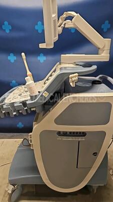 Toshiba Ultrasound Xario SSA-660A - YOM 02/2013 - w/ PVT-681MV probe YOM 2015 - Sony digital graphic printer UP-D897 (*LGM1326628/B5564135* - 3