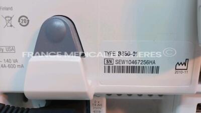 GE Patient Monitor Carescape B650 -YOM 2010 - w/ E-PSM-00 Module and E-CAIO-00 module (Powers up) *SEW10467256HA* - 4