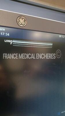 GE Ultrasound Logiq F8 - YOM 2017/04 - S/W R2.0.4 - Options - Basic w/ GE Probe L6-12-RS - YOM 2016/09 (Powers up) *626610WX0* - 12